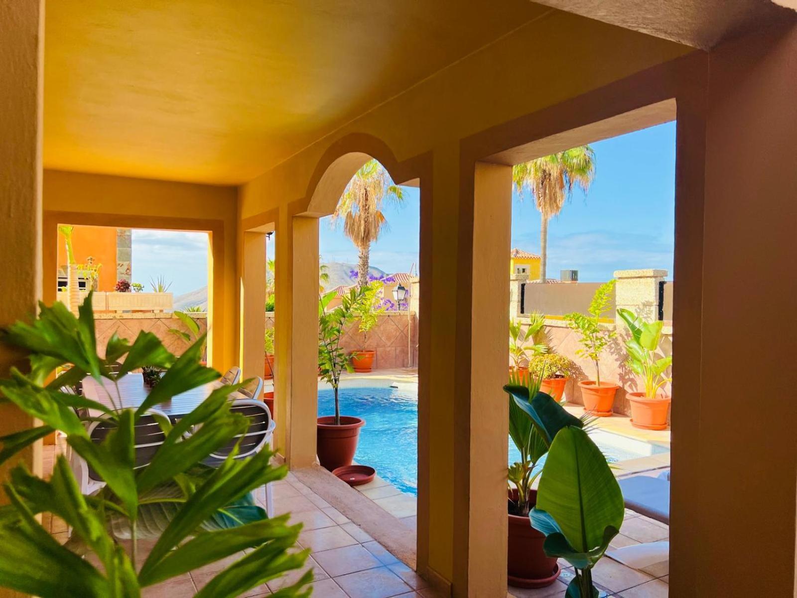 Villa Chayofa Extérieur photo